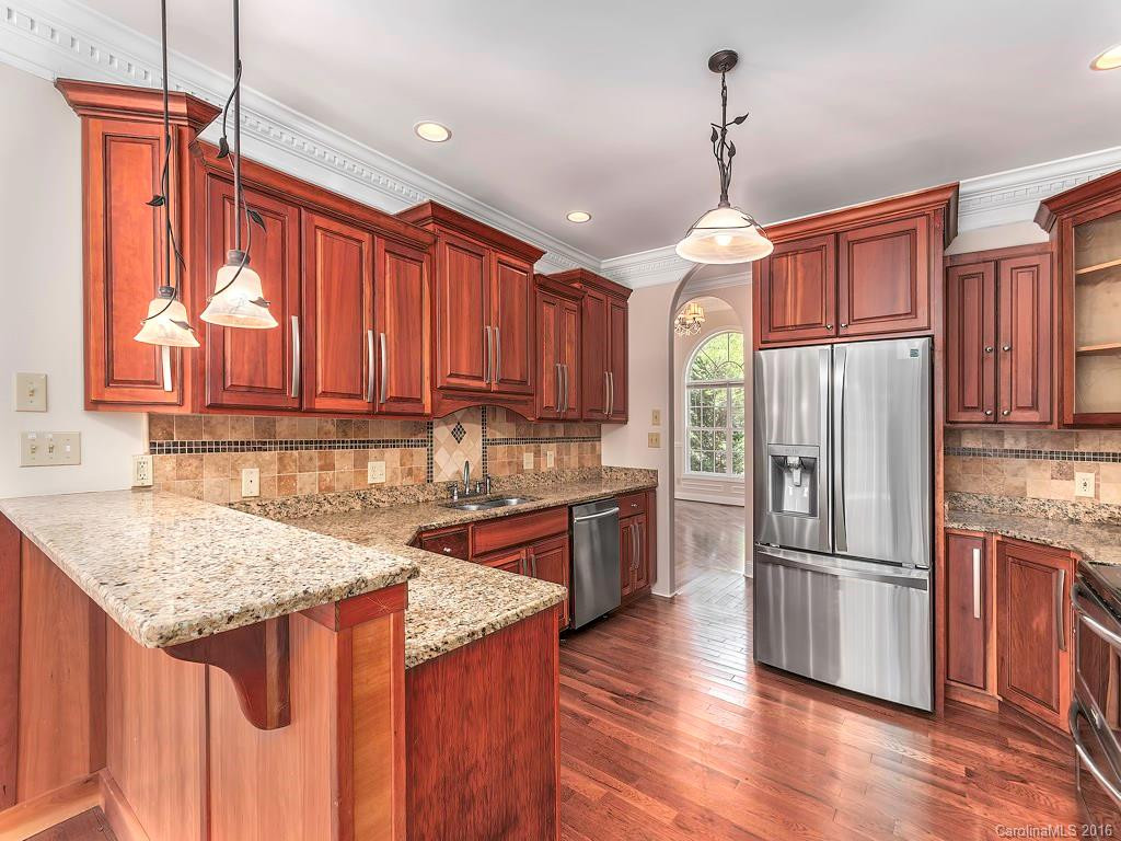 103 Woodhaven Drive #19 - Photo 5