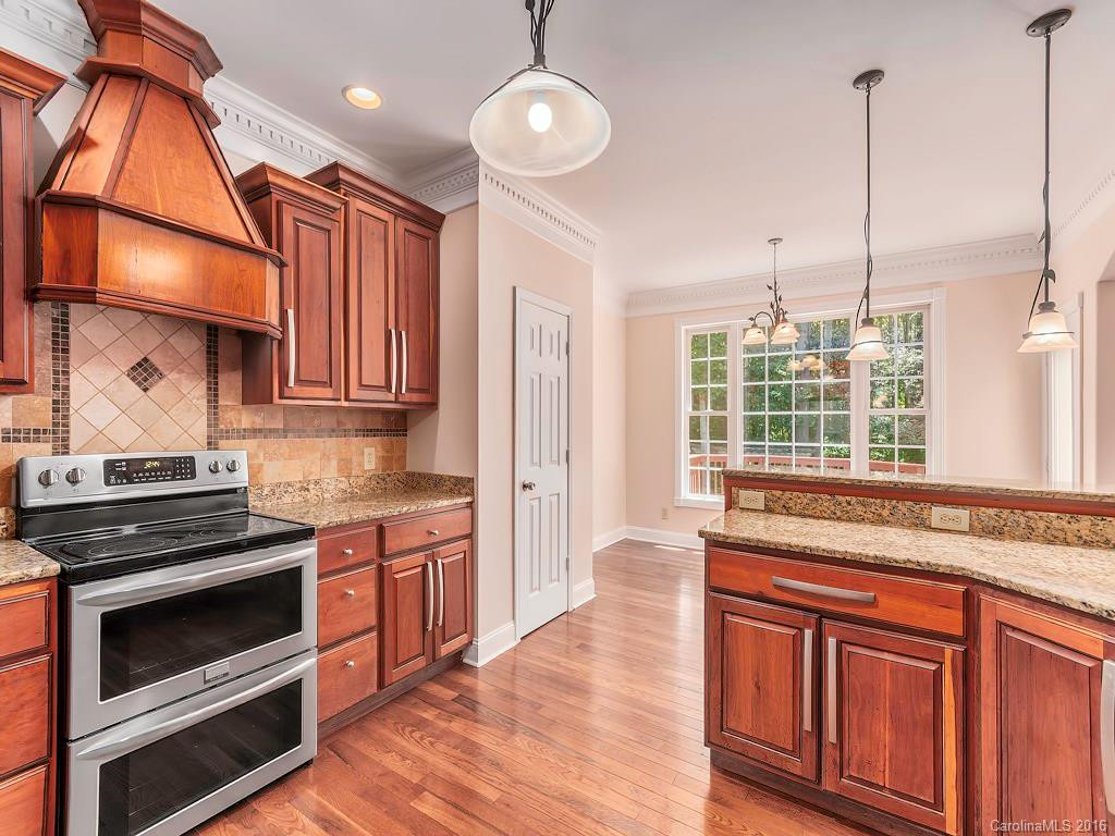 103 Woodhaven Drive #19 - Photo 6