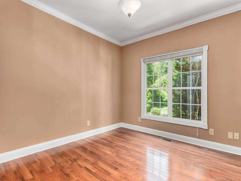 103 Woodhaven Drive #19 - Photo 9