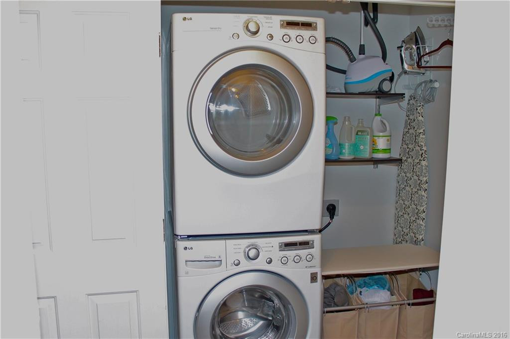207 Carlyle Way #207 - Photo 17