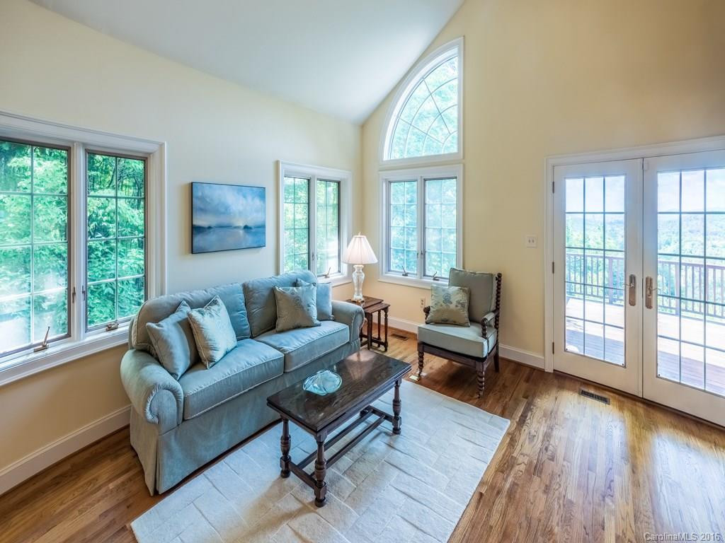 110 Robinhood Road - Photo 11