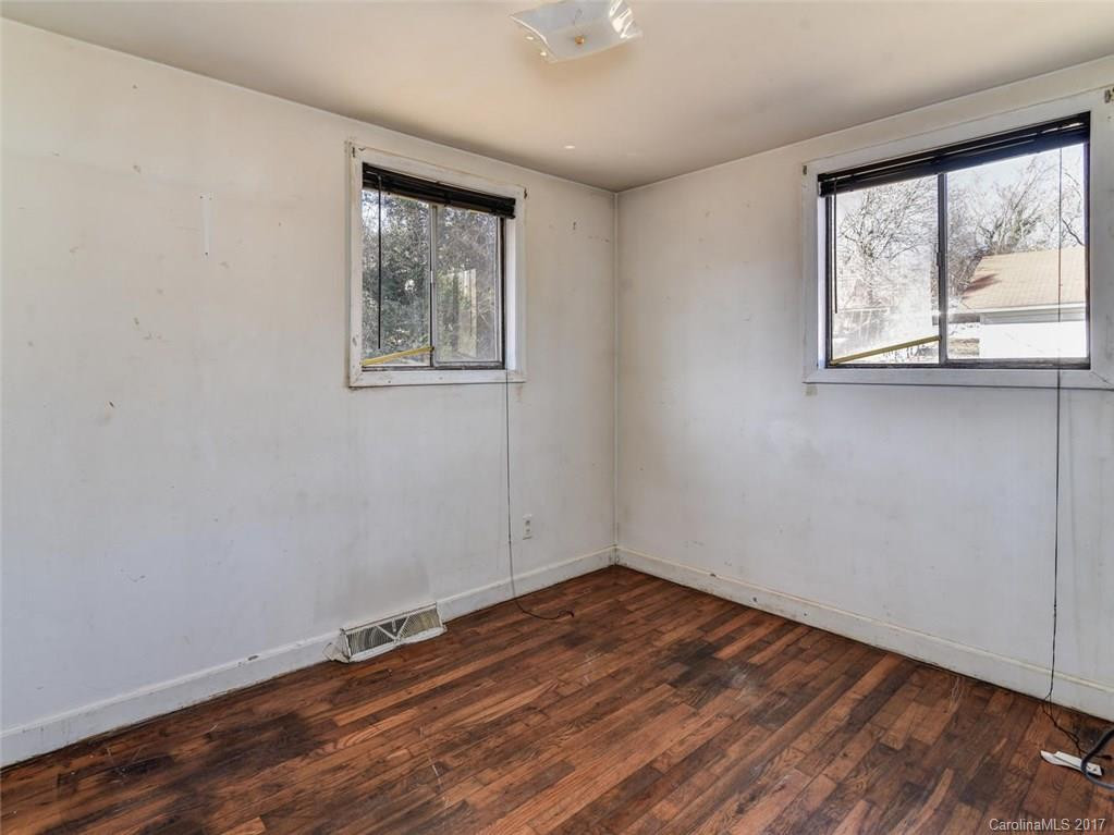 177 Wellington Street - Photo 13
