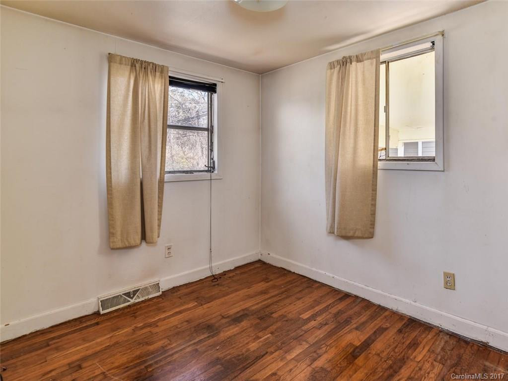 177 Wellington Street - Photo 14
