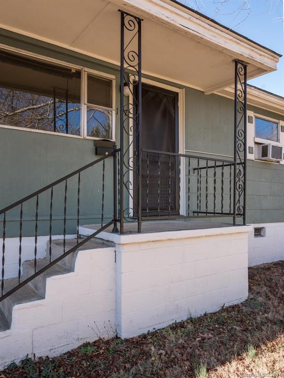177 Wellington Street - Photo 3