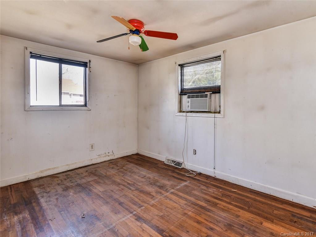 177 Wellington Street - Photo 10