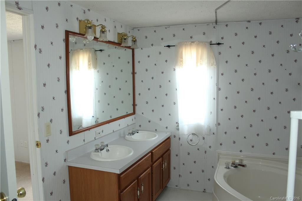 1030 Piedmont Road - Photo 9