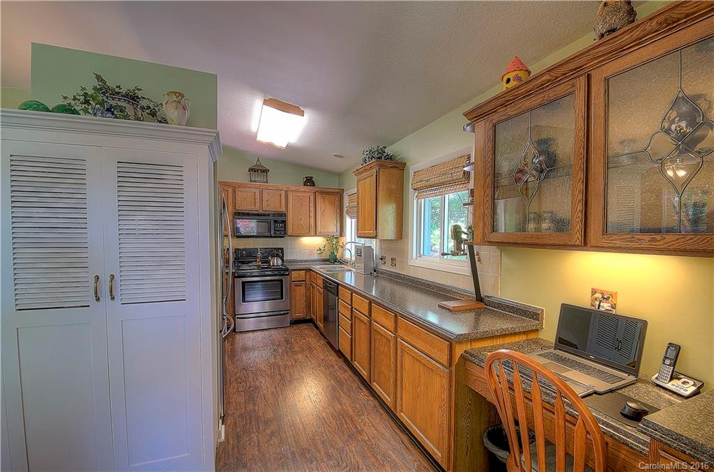 225 Woods Road - Photo 15
