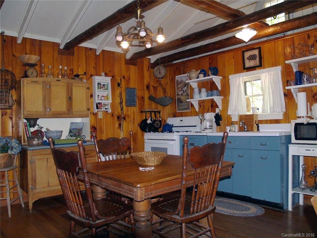 563 Lower Hawk Mountain Road - Photo 6