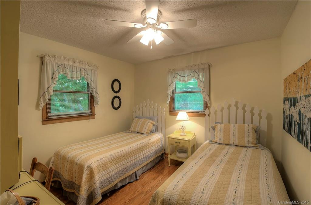 12 Rose Lane - Photo 5