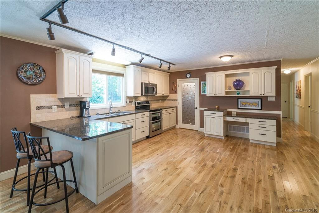 165 Memorial Park Drive #276 - Photo 2