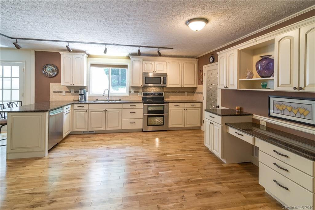 165 Memorial Park Drive #276 - Photo 11