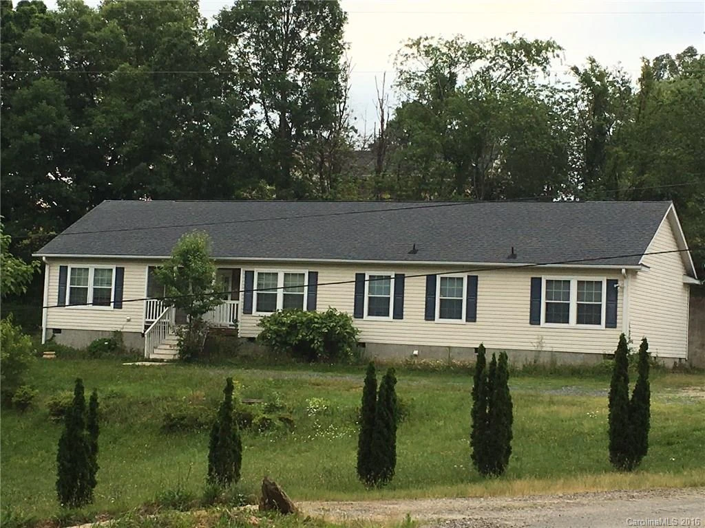 3 Grassy Glen Lane