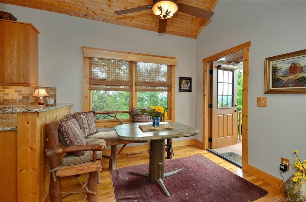241 Parkway View Lane - Photo 6