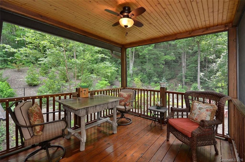 241 Parkway View Lane - Photo 7