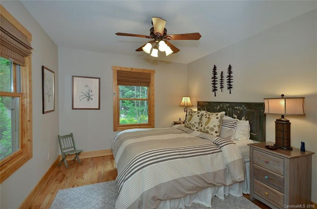 241 Parkway View Lane - Photo 8
