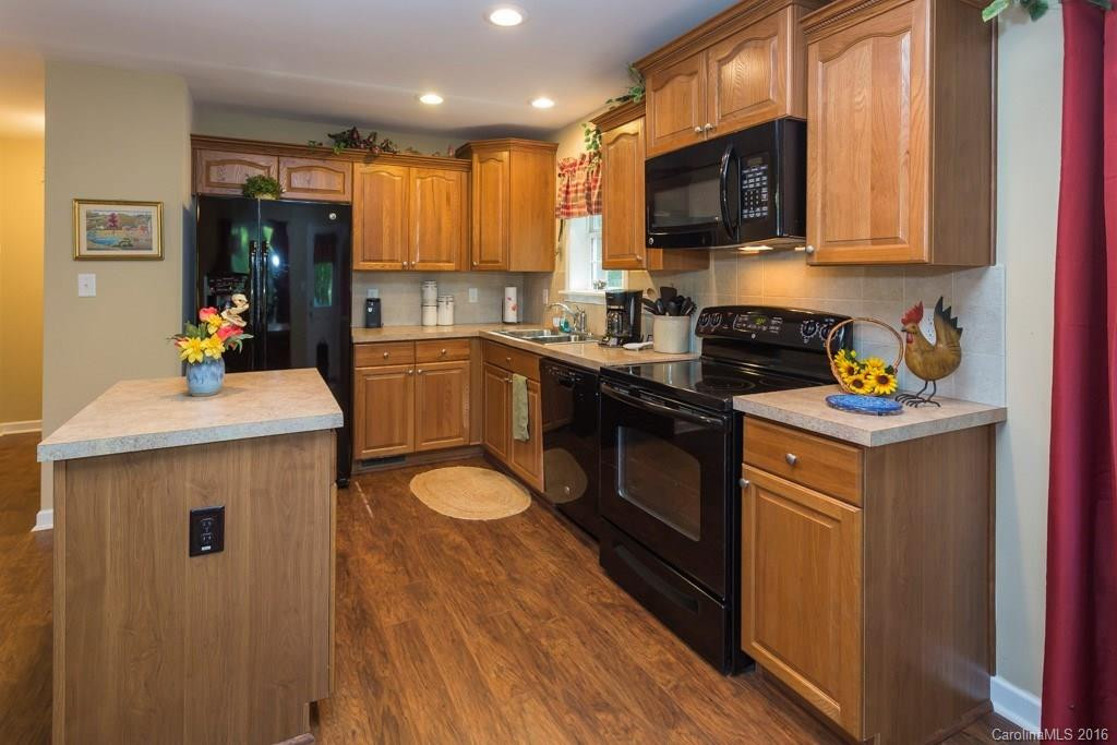 162 Adams Lane - Photo 6