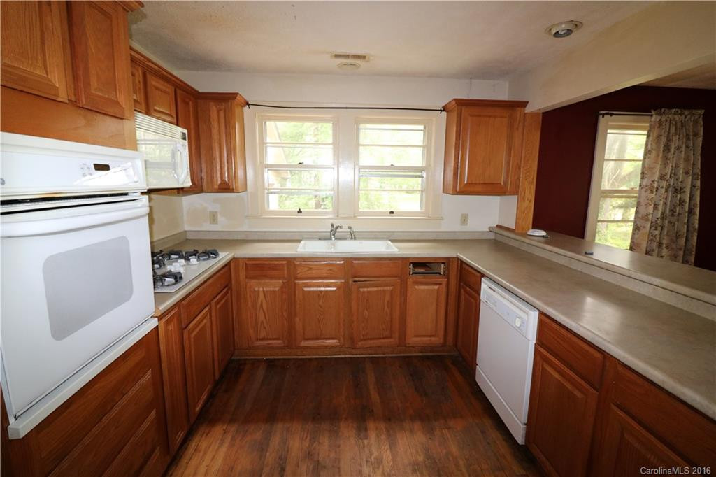 615 White Pine Drive - Photo 8