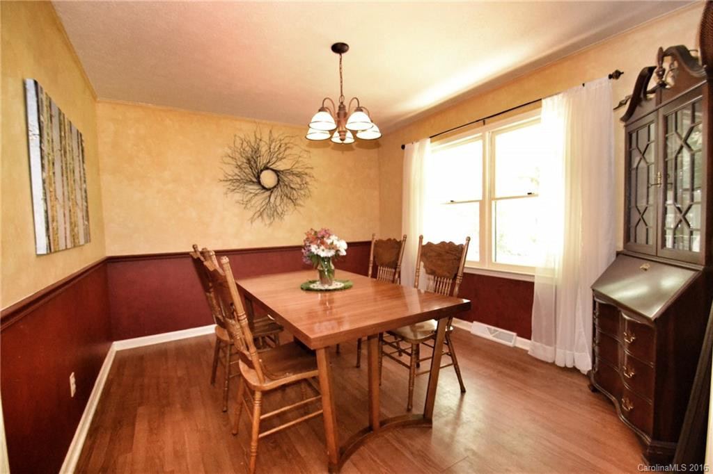 102 Prestwick Drive - Photo 4