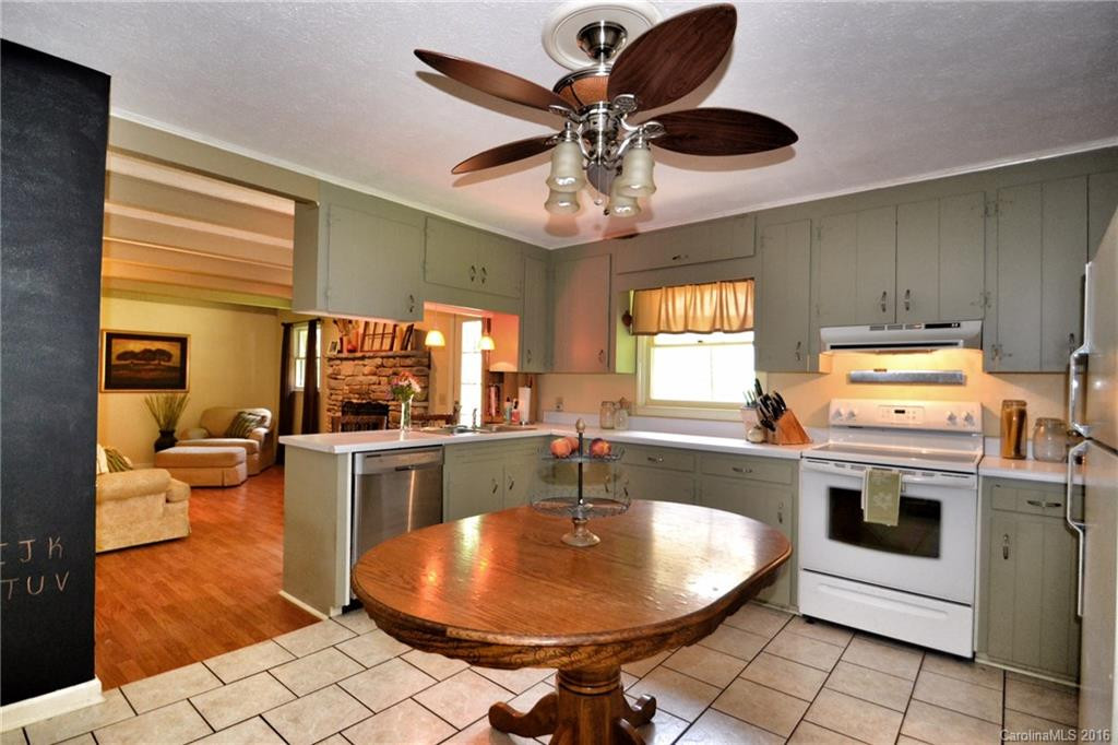 102 Prestwick Drive - Photo 5