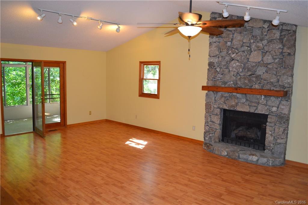 58 Oak Terrace - Photo 10