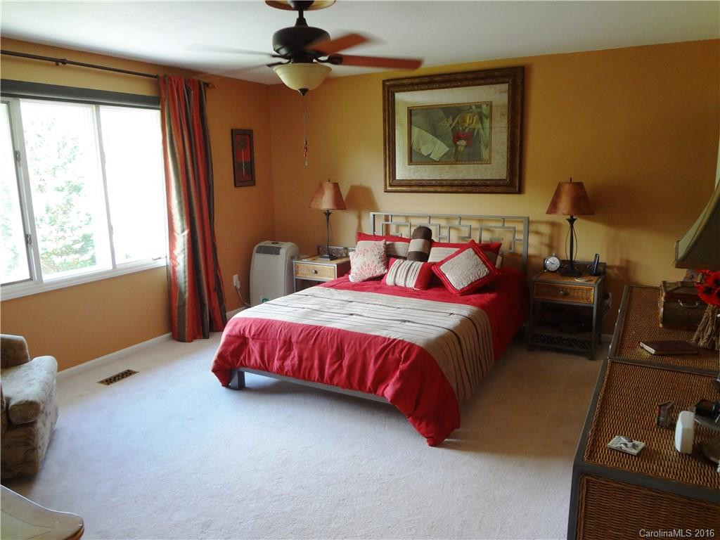 26 Samara Drive - Photo 13