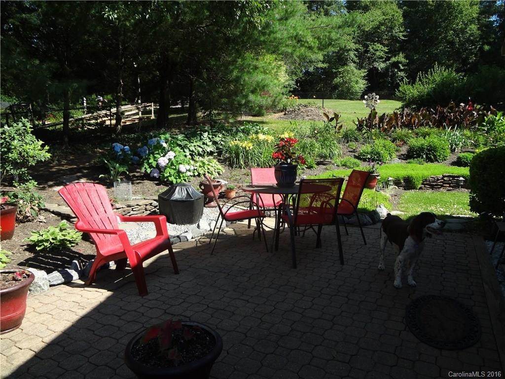 26 Samara Drive - Photo 22