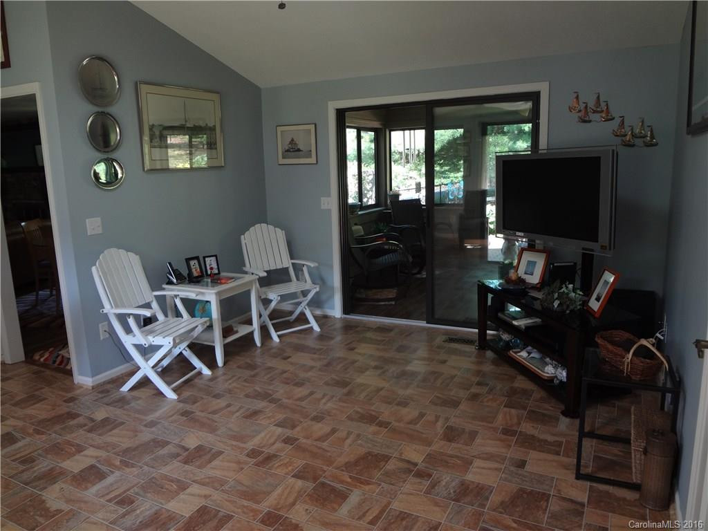 26 Samara Drive - Photo 8
