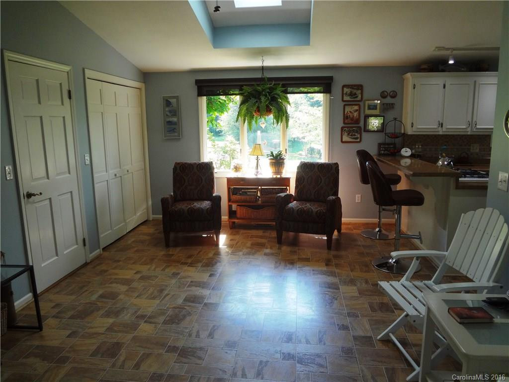 26 Samara Drive - Photo 9