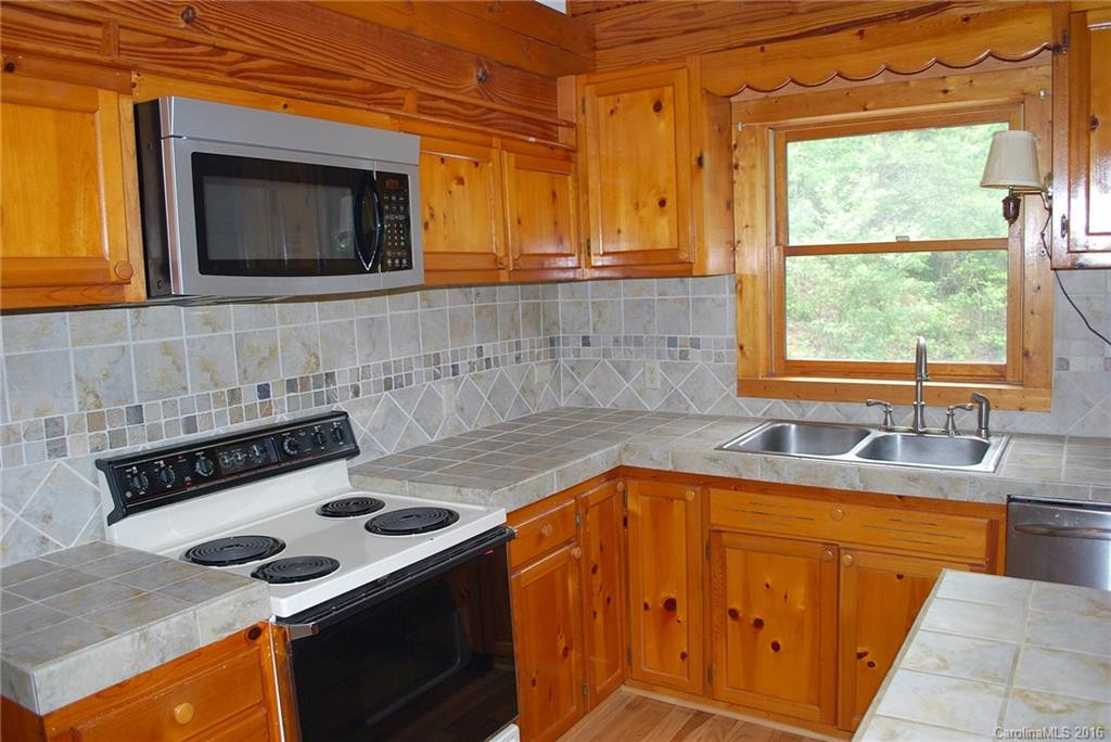 60 Snelson Road - Photo 5
