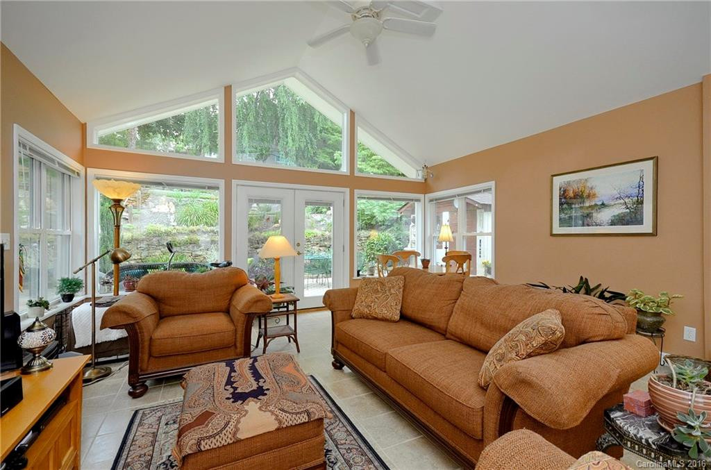 112 Glen Falls Road - Photo 3