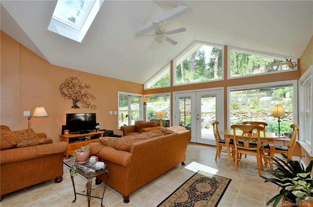 112 Glen Falls Road - Photo 4