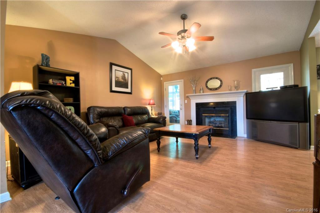 606 Woodberry Court #66 - Photo 8