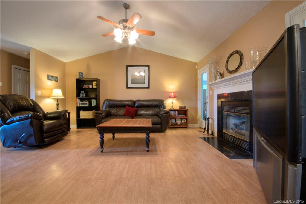 606 Woodberry Court #66 - Photo 9