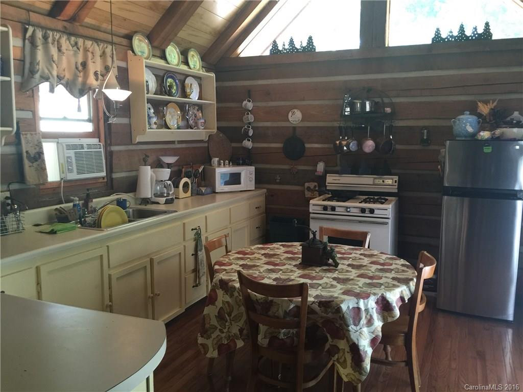 84 Bishop Lane - Photo 5