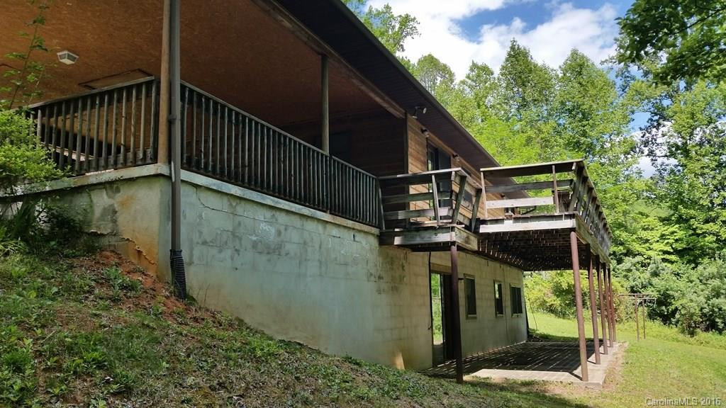 102 Falcon Hill Drive - Photo 2