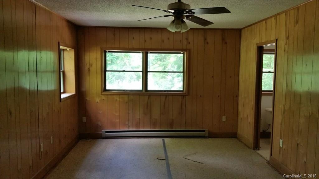 102 Falcon Hill Drive - Photo 8