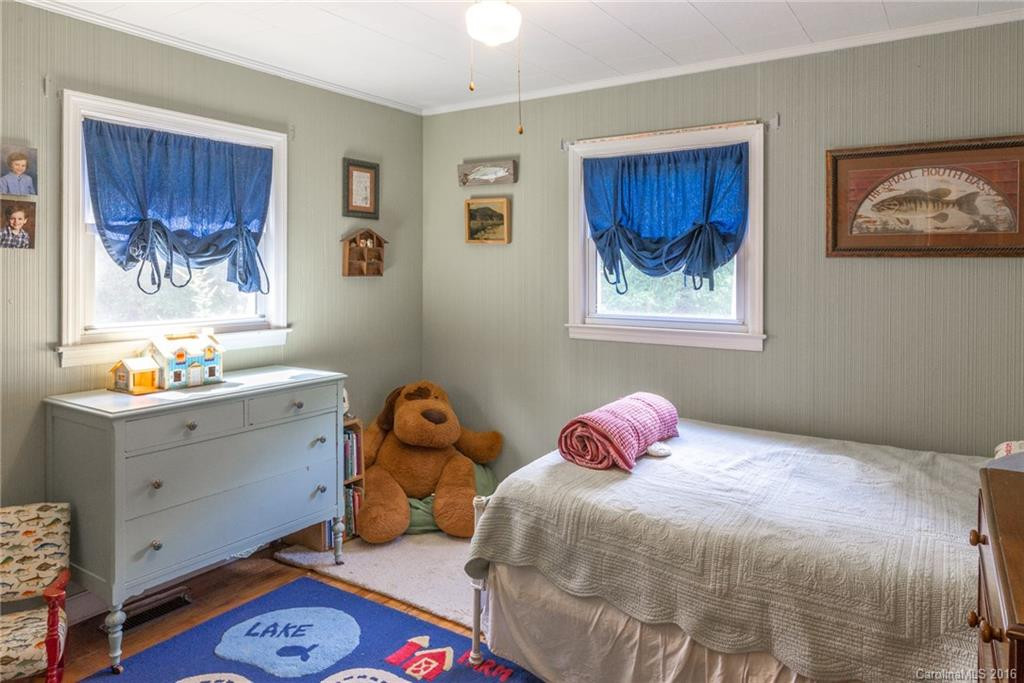 525 Rhododendron Avenue - Photo 11