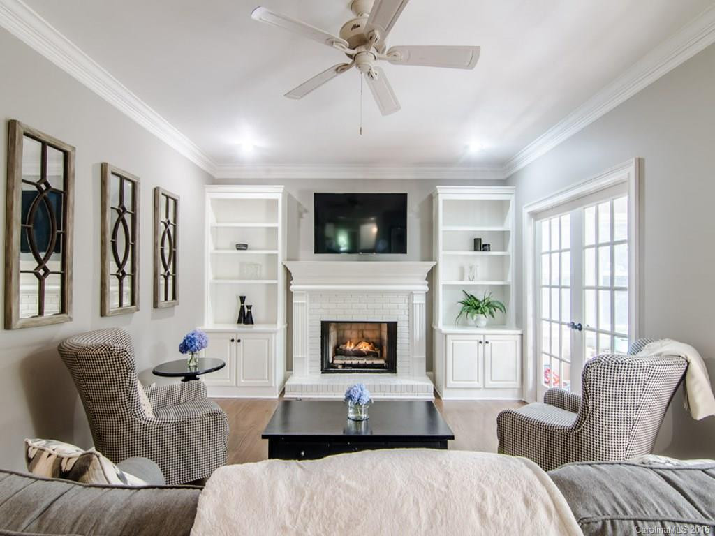 50 Glen Cove Drive - Photo 2