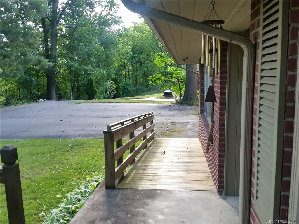 45 Squirrel Hill Drive - Photo 4