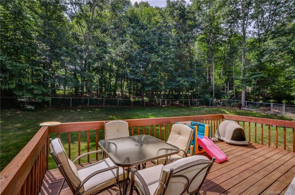 9 Tree Top Drive - Photo 22