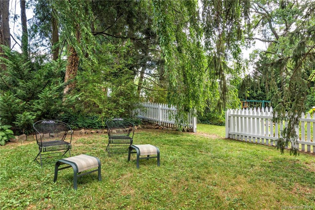 39 Lucerne Avenue - Photo 3