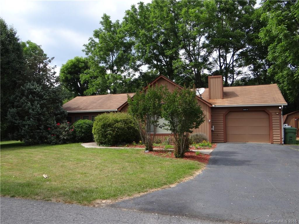 105 Edgewood Court - Photo 2
