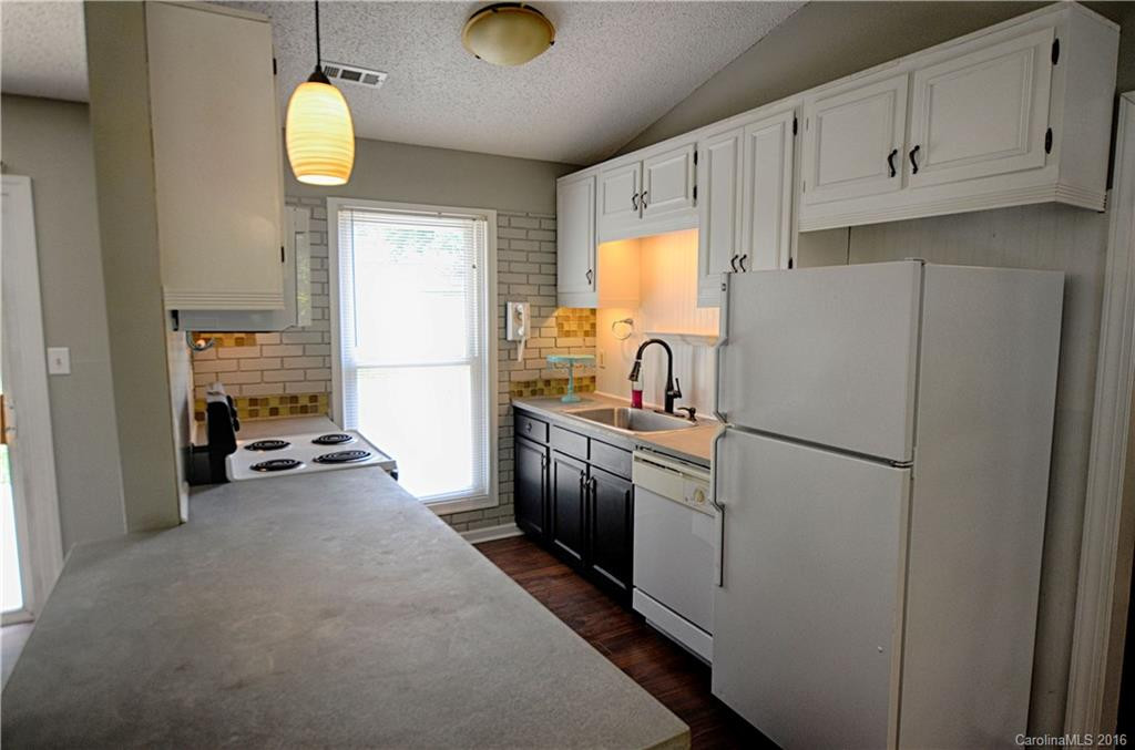 77 Tipperary Drive #282 - Photo 11