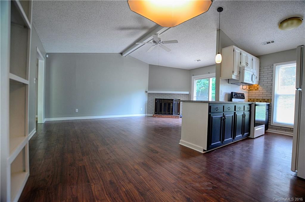 77 Tipperary Drive #282 - Photo 8