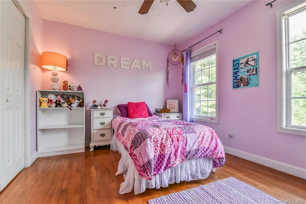 24 Jupiter Heights - Photo 13