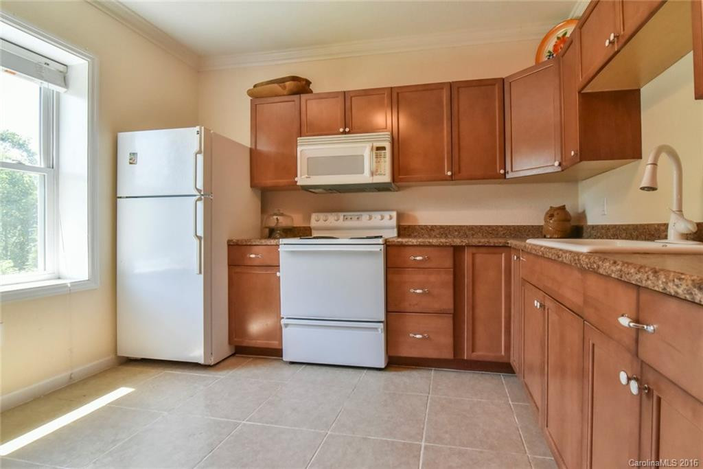 24 Jupiter Heights - Photo 15