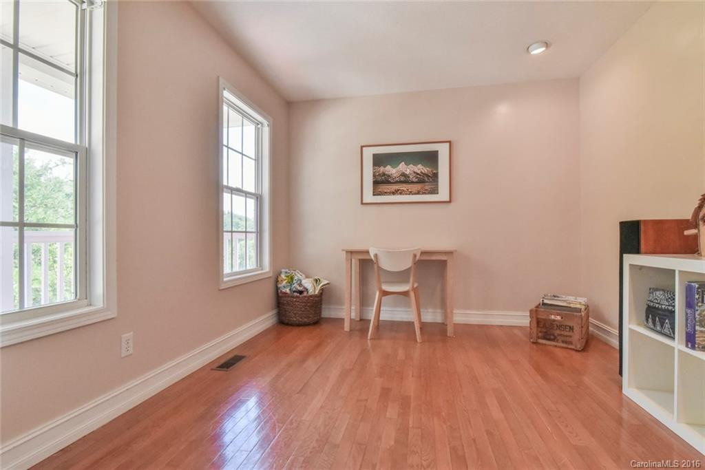 24 Jupiter Heights - Photo 8