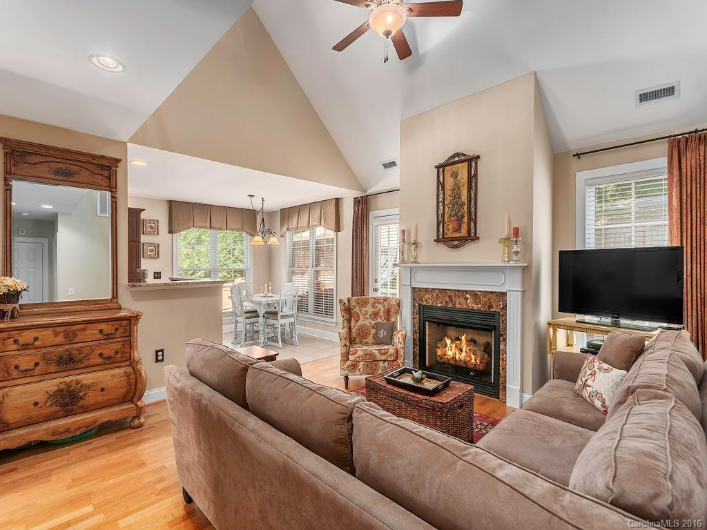 14 Halyn Lane - Photo 3