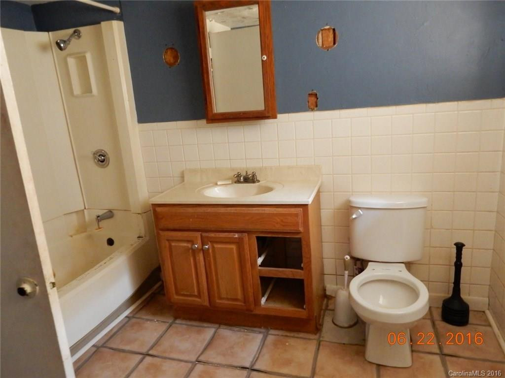 24 Roberts Drive - Photo 11