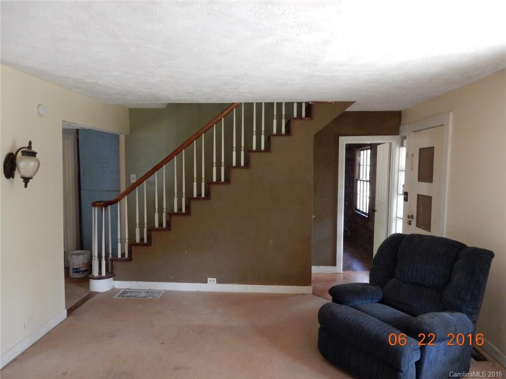 24 Roberts Drive - Photo 13